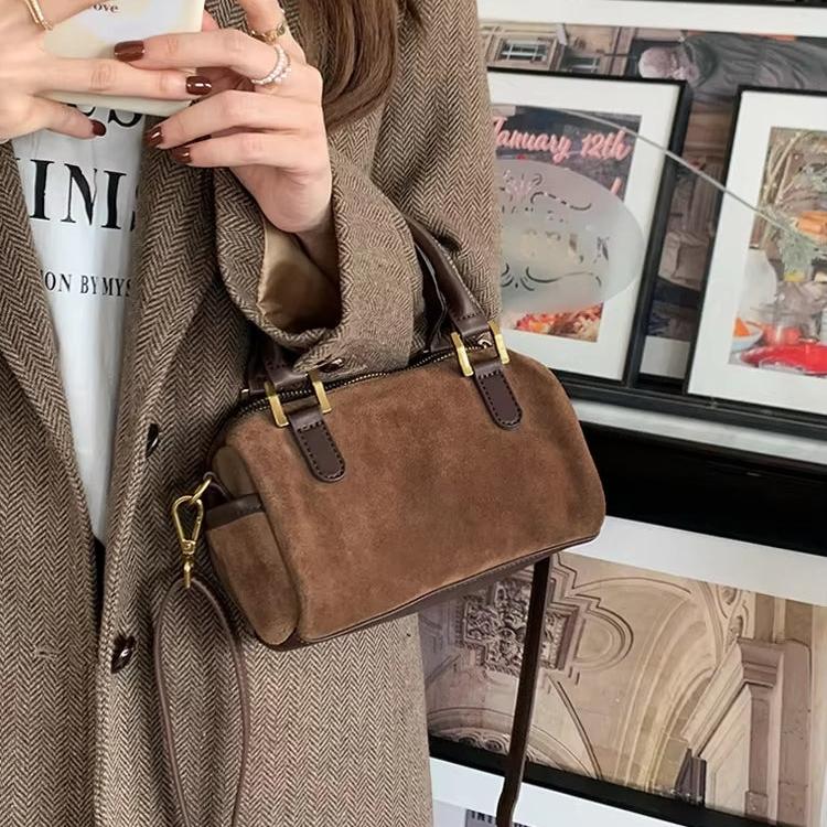 Mini Bag - Stylish and Compact - Versatile Accessory for Every Occasion