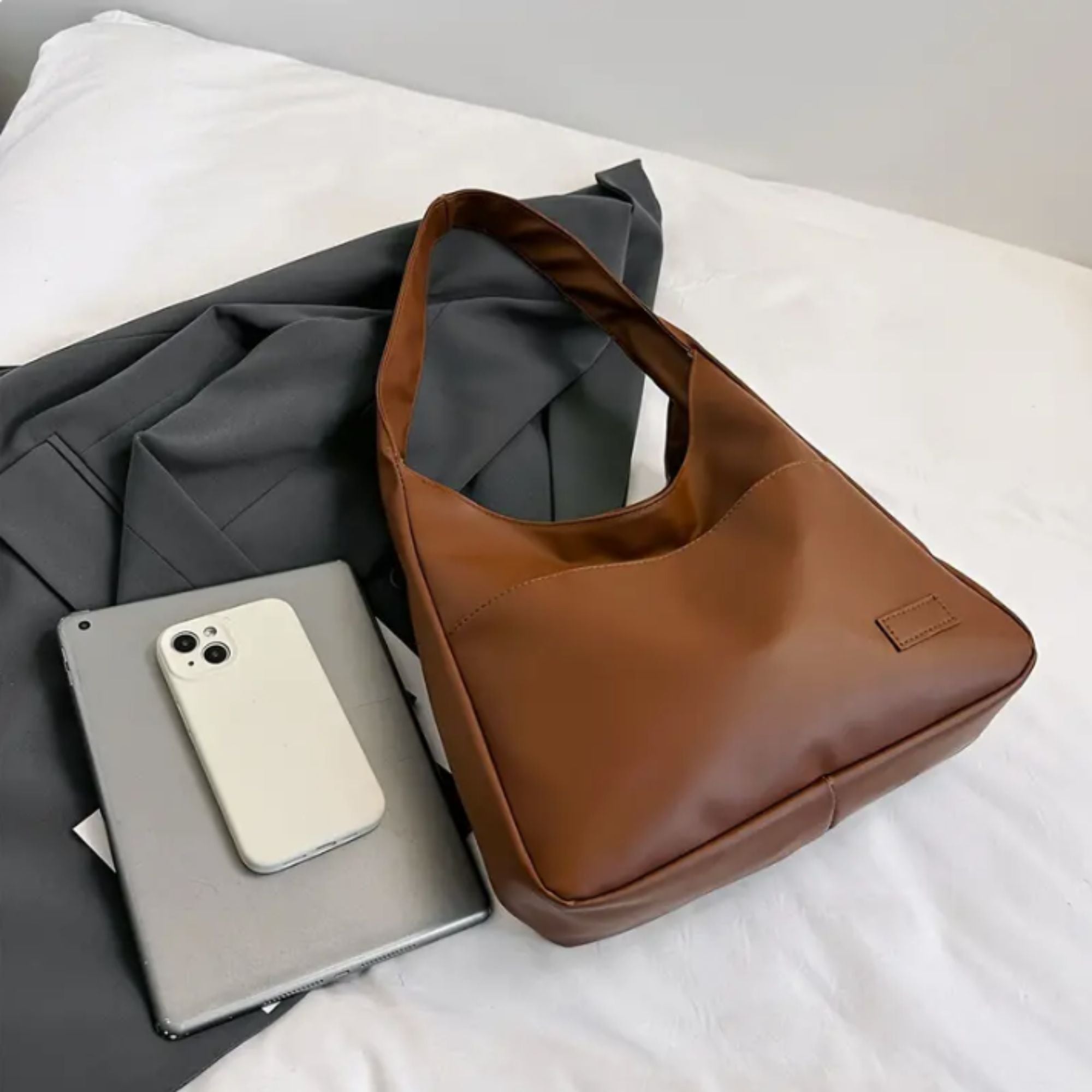 Women's Leather Bag - Stylish & Durable - Perfect for Everyday Use