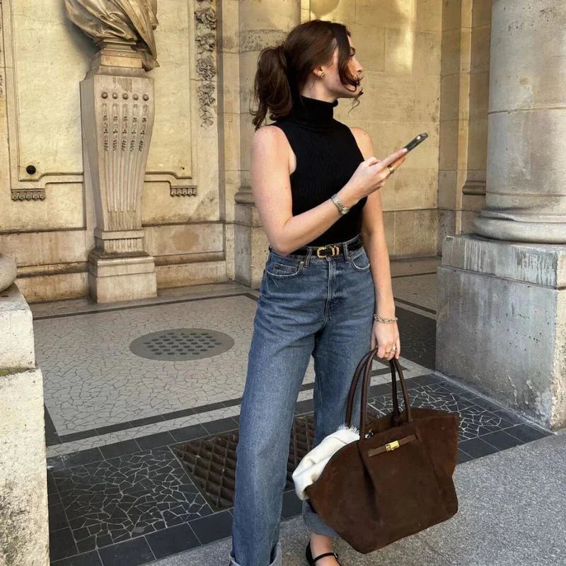Vegan Suede Bag - Stylish and Eco-Friendly - Perfect Everyday Accessory