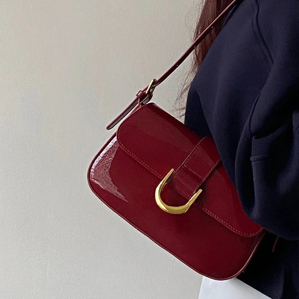 Stylish Brilliant Bag - Durable Material - Trendy Everyday Accessory