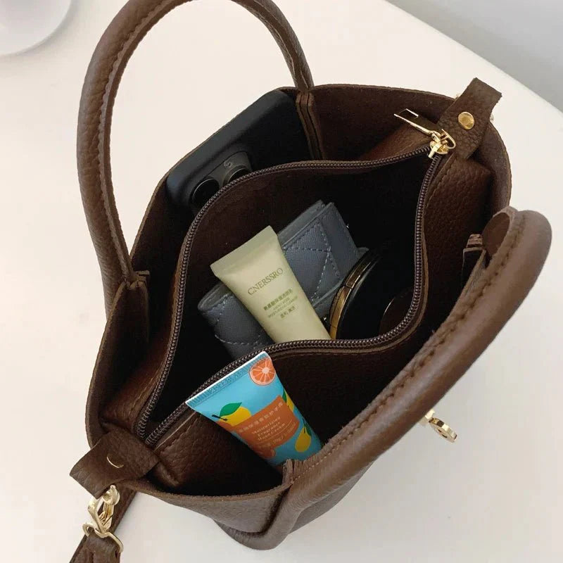 Mini Bag - Stylish Vegan Leather - Trendy Handbag for Everyday Use