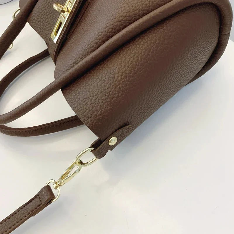 Mini Bag - Stylish Vegan Leather - Trendy Handbag for Everyday Use