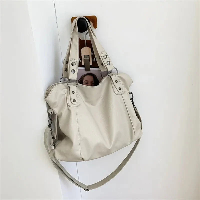 Vegan Leather Handbag - Stylish, Eco-Friendly Tote - Sustainable Fashion Accessory