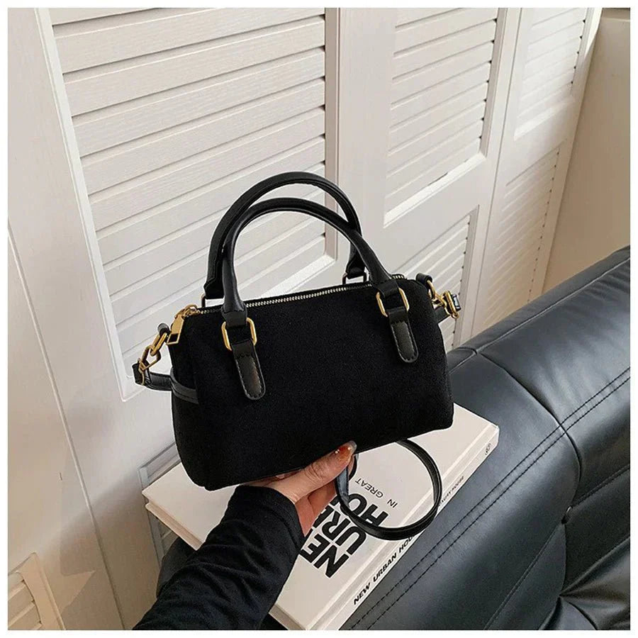 Mini Bag - Stylish and Compact - Versatile Accessory for Every Occasion