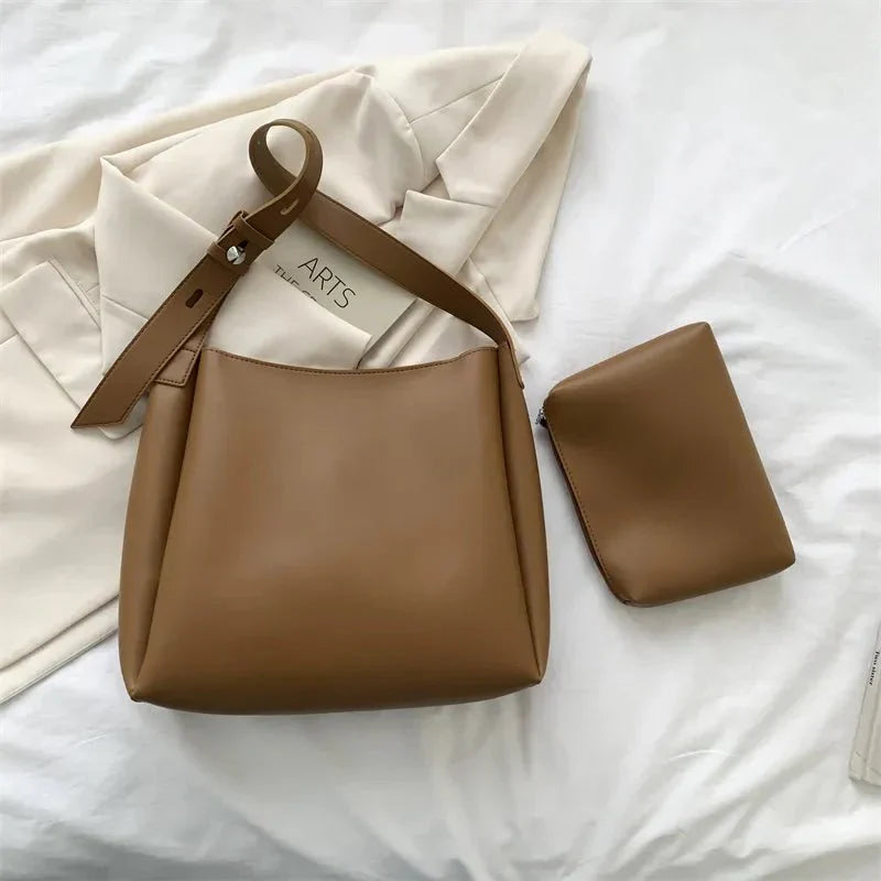 Stylish Leather Bag - Amber Hue - Durable Material - Perfect for Everyday Use
